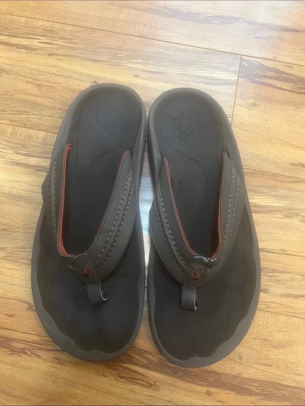 OluKai Hokua Men's Beach Sandals size 14